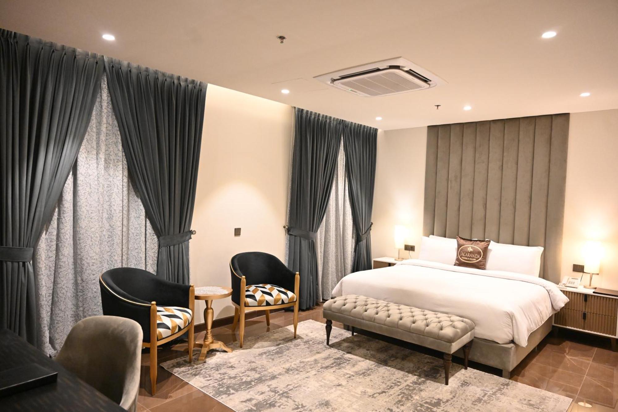 Hotel Jacaranda Heights Islamabad Exterior foto