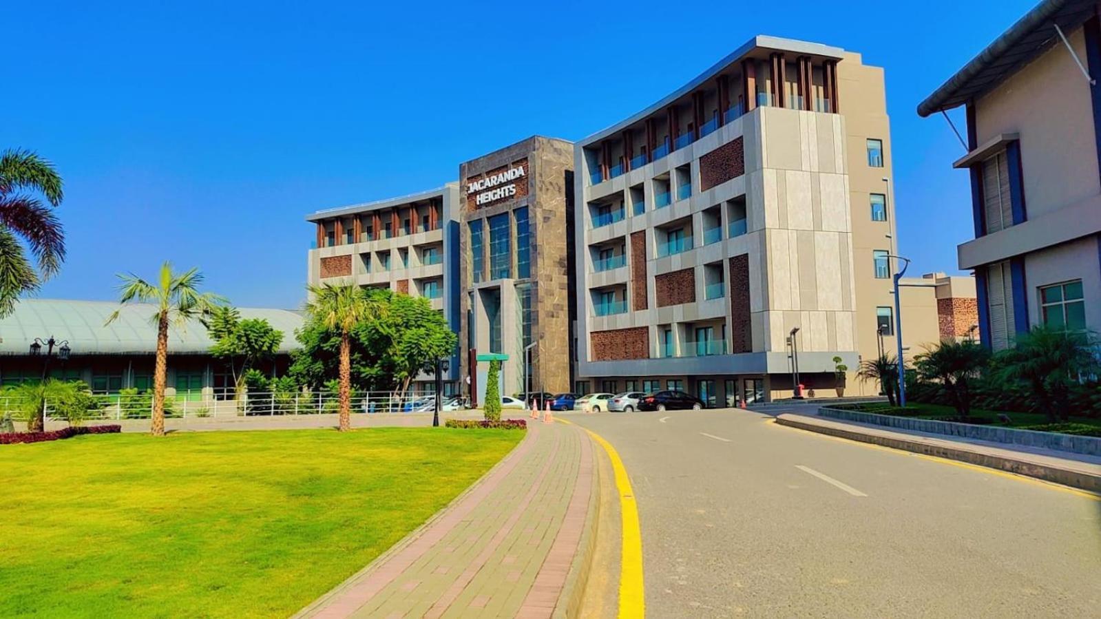 Hotel Jacaranda Heights Islamabad Exterior foto